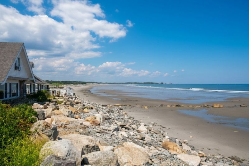 Top Siding Replacement Companies in East Hampton, CT